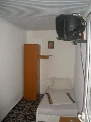 Гостевой дом Vila Dora Костинешти Двухместный номер с 1 кроватью или 2 отдельными кроватями-36